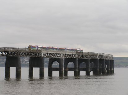 Tay Bridge Aberdeen Edinburgh train